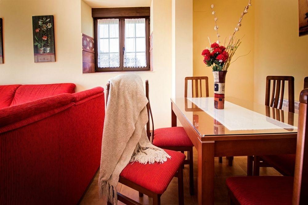 Apartamentos Toraya Hoz de Anero Екстериор снимка