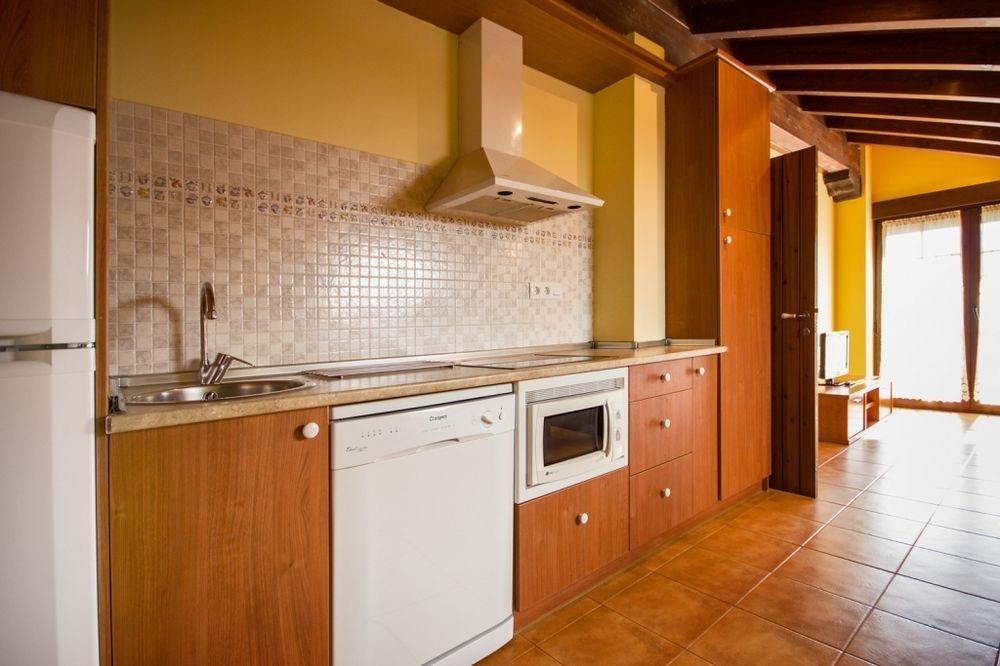 Apartamentos Toraya Hoz de Anero Екстериор снимка